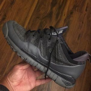 Nike air free knit size 10